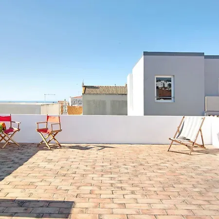 Casa *